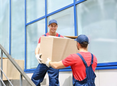 Man and van support in Twickenham for single-item and same-day collections