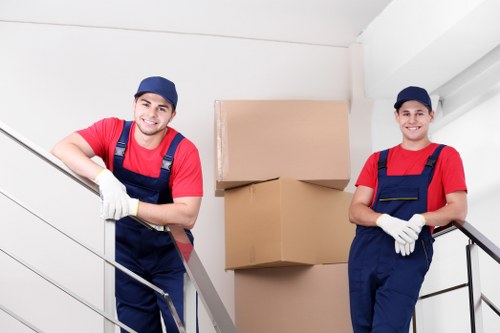 Local removal van service for home and business moves in Twickenham